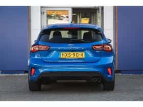 Ford Focus (2022) thumbnail 5
