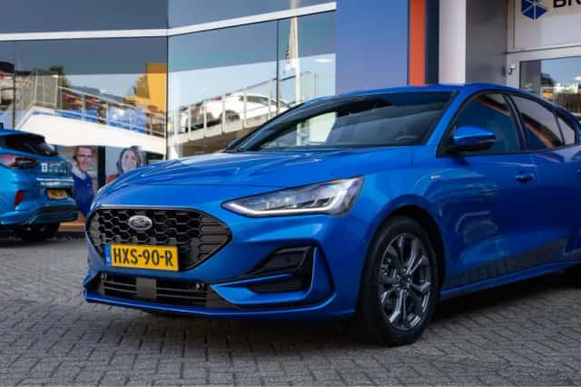 Ford Focus (2022) thumbnail 6