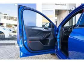 Ford Focus (2022) thumbnail 10