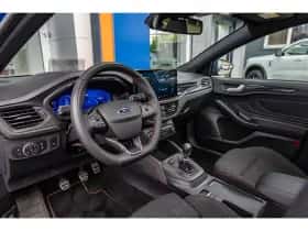 Ford Focus (2023) thumbnail 17