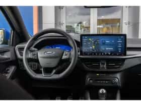 Ford Focus (2023) thumbnail 35