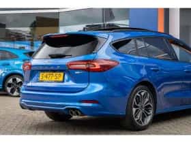 Ford Focus (2023) thumbnail 6