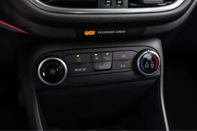 Ford Fiesta (2020) thumbnail 30