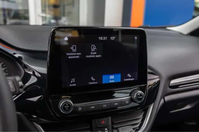 Ford Fiesta (2020) thumbnail 36