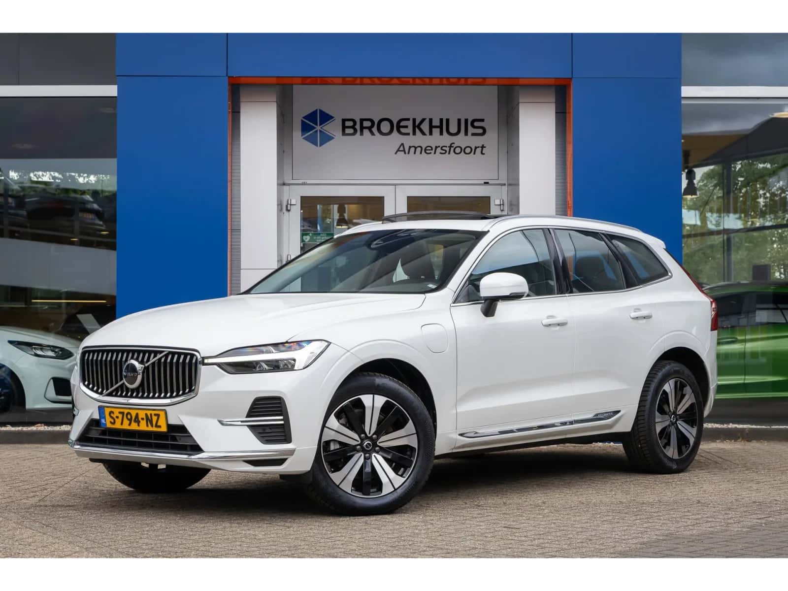 Volvo XC60 (2023) — foto 1