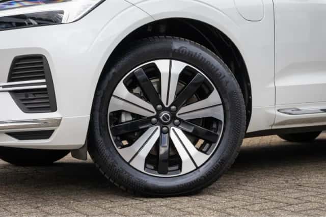 Volvo XC60 (2023) thumbnail 11