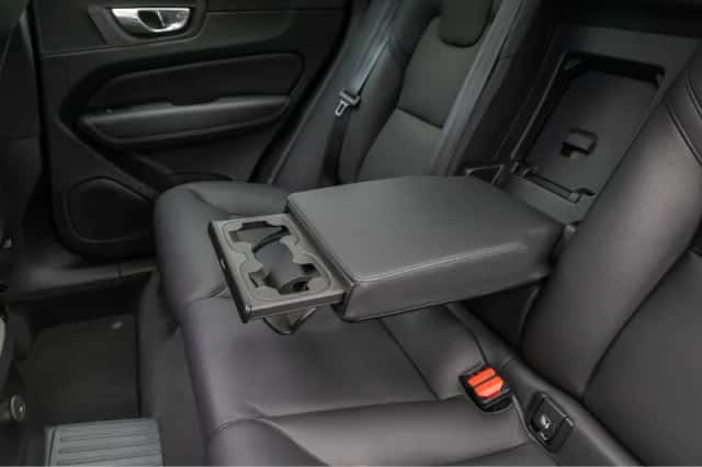Volvo XC60 (2023) thumbnail 21