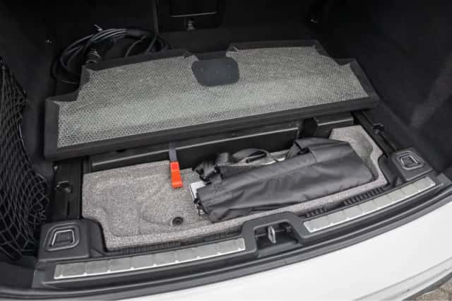 Volvo XC60 (2023) thumbnail 23