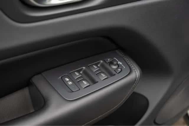 Volvo XC60 (2023) thumbnail 28
