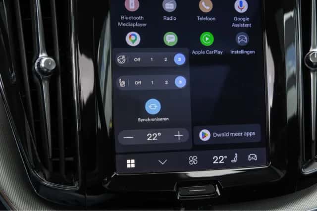 Volvo XC60 (2023) thumbnail 44