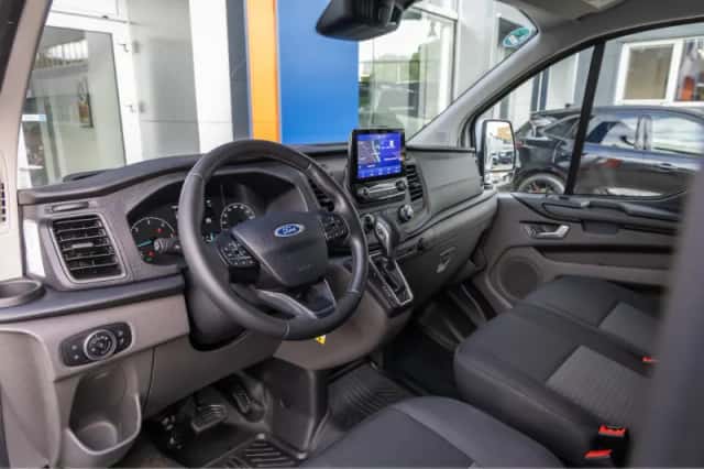 Ford Transit Custom (2023) thumbnail 2