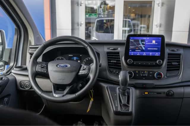 Ford Transit Custom (2023) thumbnail 13