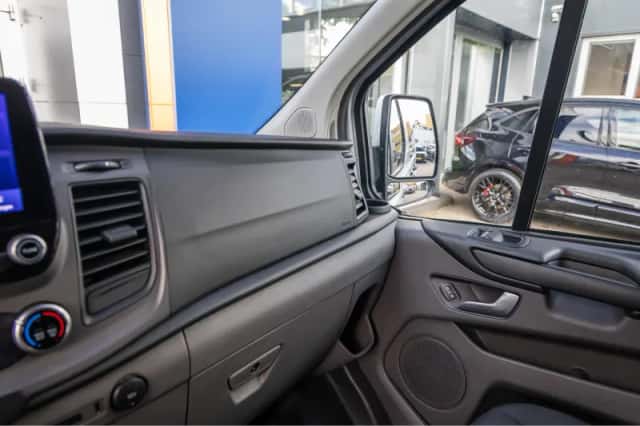 Ford Transit Custom (2023) thumbnail 25