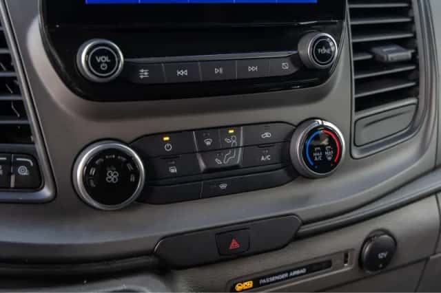Ford Transit Custom (2023) thumbnail 27