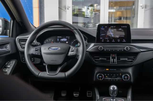 Ford Focus (2020) thumbnail 12