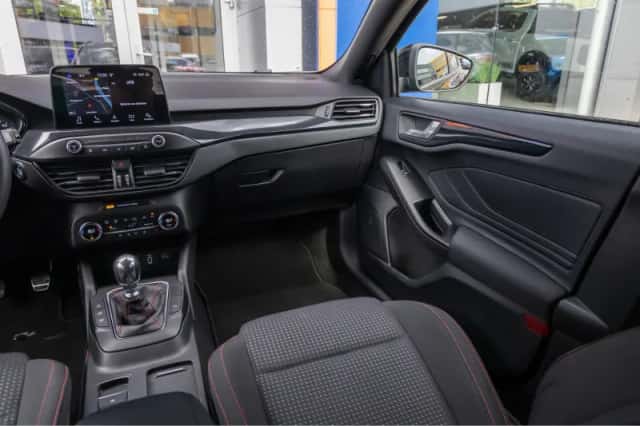Ford Focus (2020) thumbnail 40