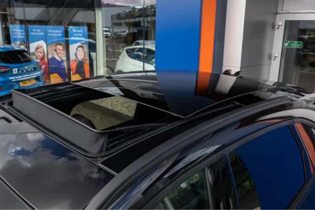 Ford Kuga (2025) thumbnail 11