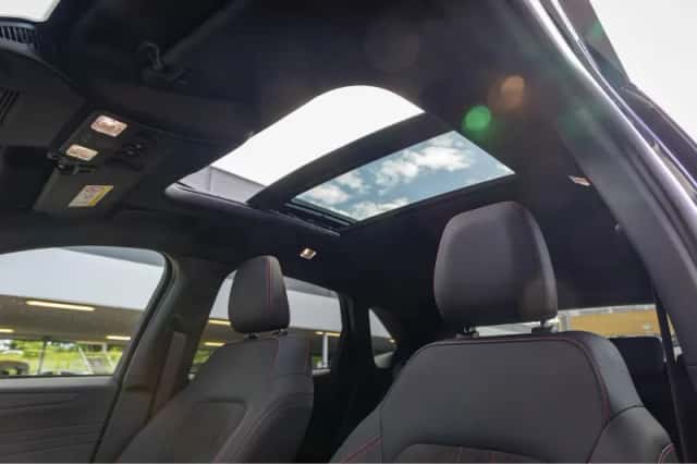 Ford Kuga (2025) thumbnail 18