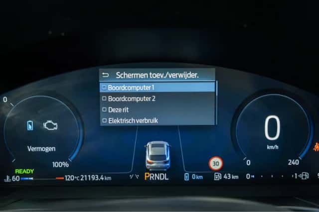 Ford Kuga (2025) thumbnail 37