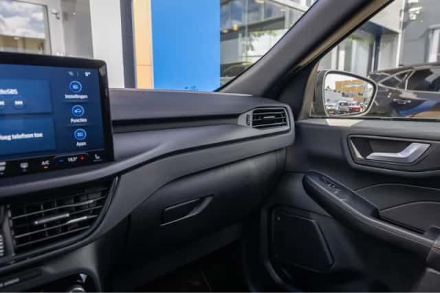 Ford Kuga (2025) thumbnail 40