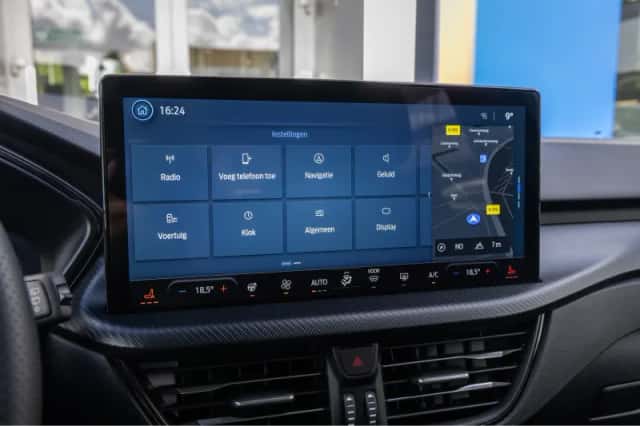 Ford Kuga (2025) thumbnail 43