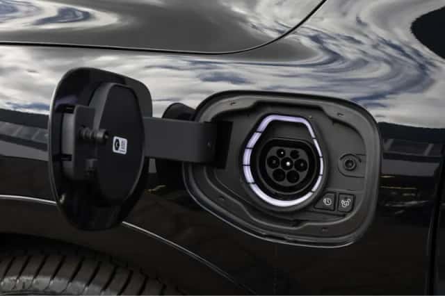 Ford Kuga (2025) thumbnail 10