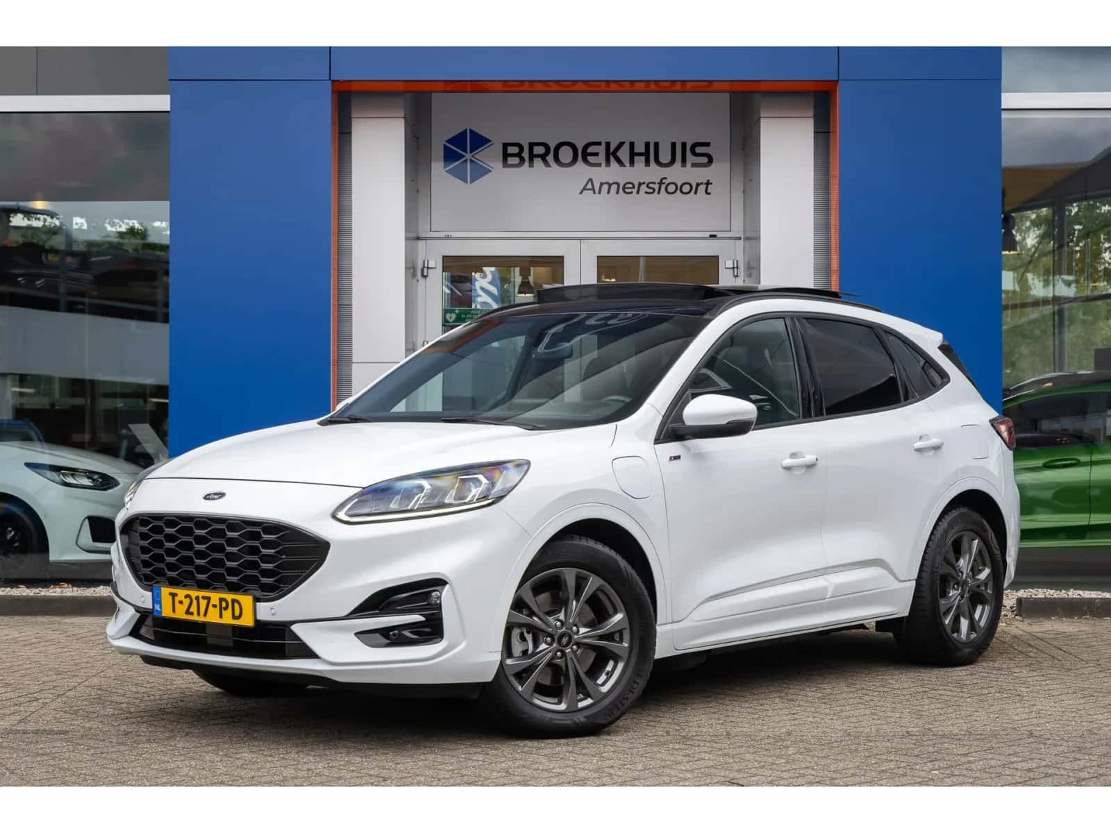 Ford Kuga (2021) — foto 1