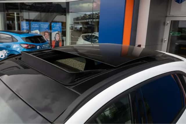 Ford Kuga (2021) thumbnail 12