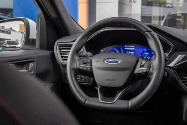 Ford Kuga (2021) thumbnail 30