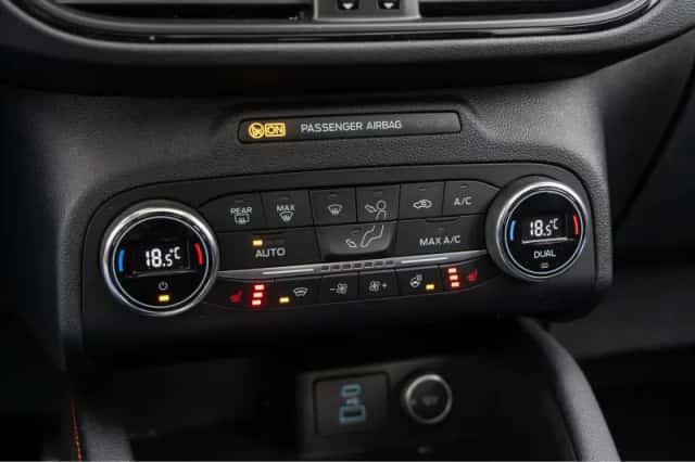 Ford Kuga (2021) thumbnail 39