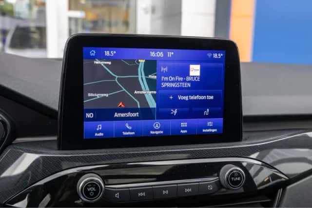 Ford Kuga (2021) thumbnail 40