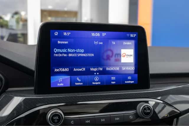 Ford Kuga (2021) thumbnail 41