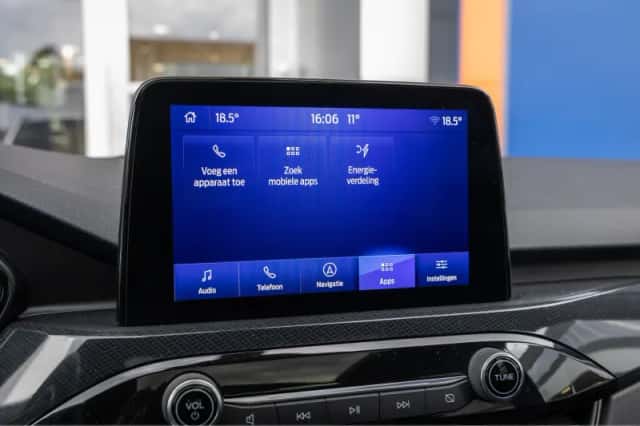 Ford Kuga (2021) thumbnail 43