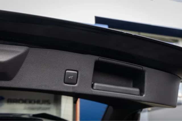 Ford Kuga (2023) thumbnail 20
