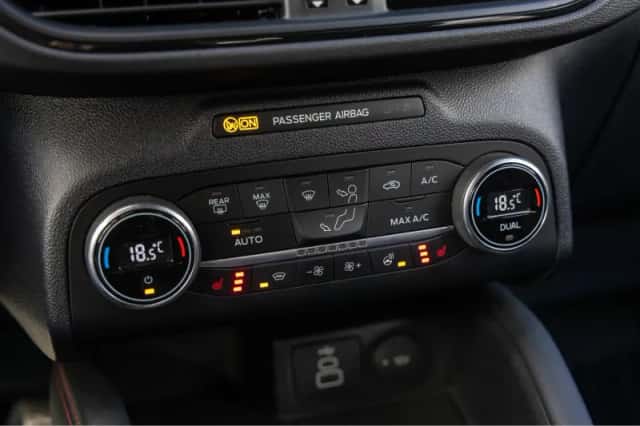 Ford Kuga (2023) thumbnail 39