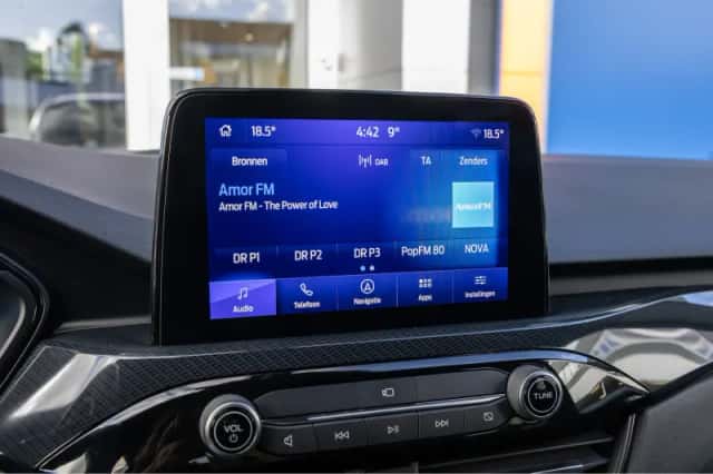 Ford Kuga (2023) thumbnail 41