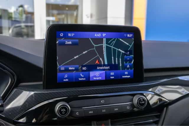 Ford Kuga (2023) thumbnail 42