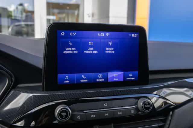 Ford Kuga (2023) thumbnail 43