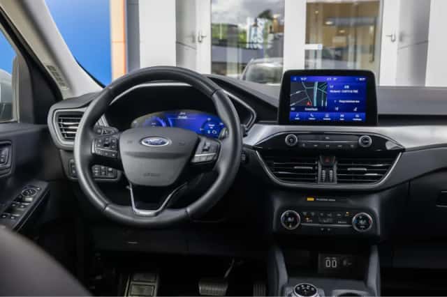 Ford Kuga (2022) thumbnail 11