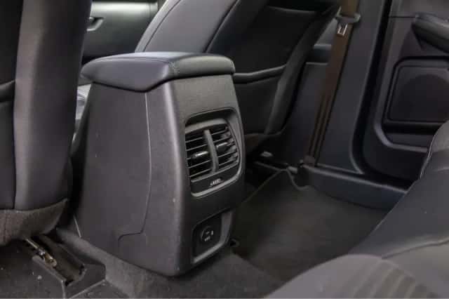 Ford Kuga (2022) thumbnail 14