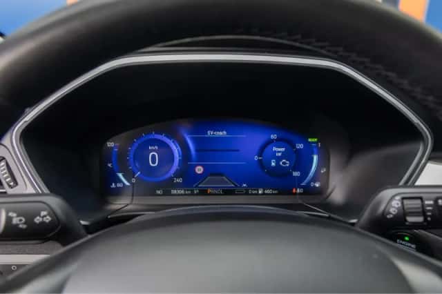 Ford Kuga (2022) thumbnail 27