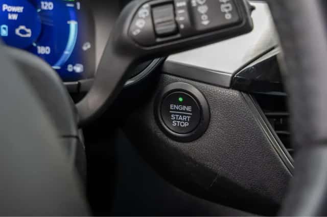 Ford Kuga (2022) thumbnail 31