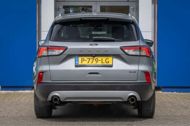 Ford Kuga (2022) thumbnail 6