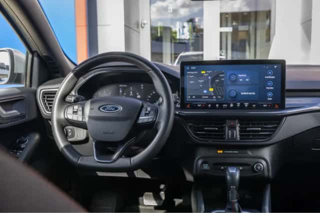 Ford Focus (2023) thumbnail 13