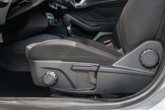 Ford Focus (2023) thumbnail 14