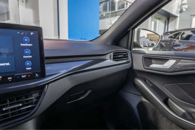 Ford Focus (2023) thumbnail 29