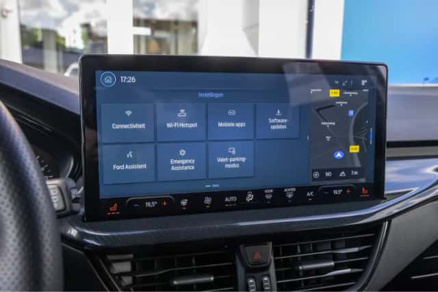 Ford Focus (2023) thumbnail 34