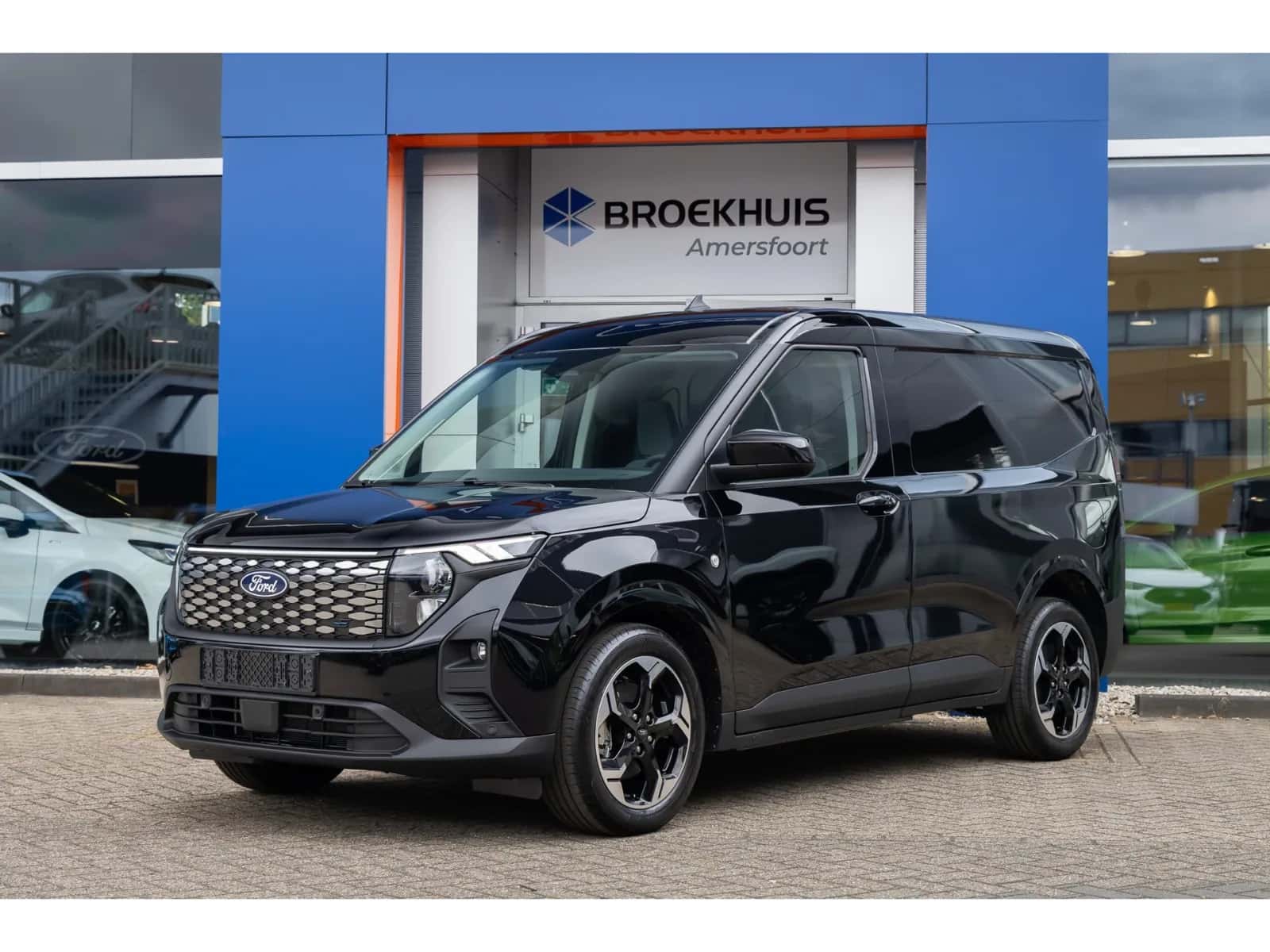 Ford E-Transit Cour. (2026) — foto 1