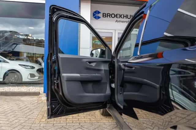 Ford E-Transit Cour. (2026) thumbnail 14
