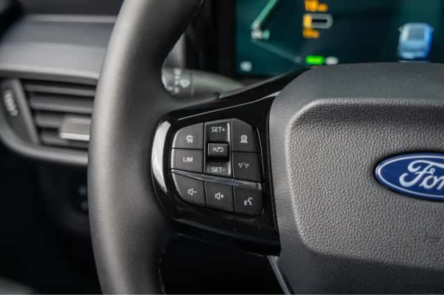 Ford E-Transit Cour. (2026) thumbnail 22